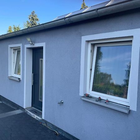 Ferienwohnung Mit Fussbodenheizung Nahe Messe, Gratis Parkplatz Und Abstellplatz E - Bike Hanôver Exterior foto