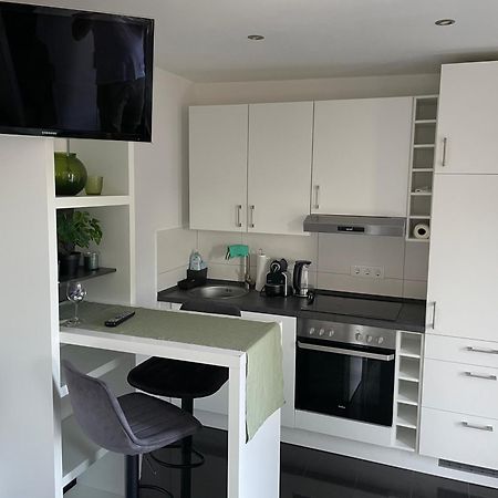 Ferienwohnung Mit Fussbodenheizung Nahe Messe, Gratis Parkplatz Und Abstellplatz E - Bike Hanôver Exterior foto