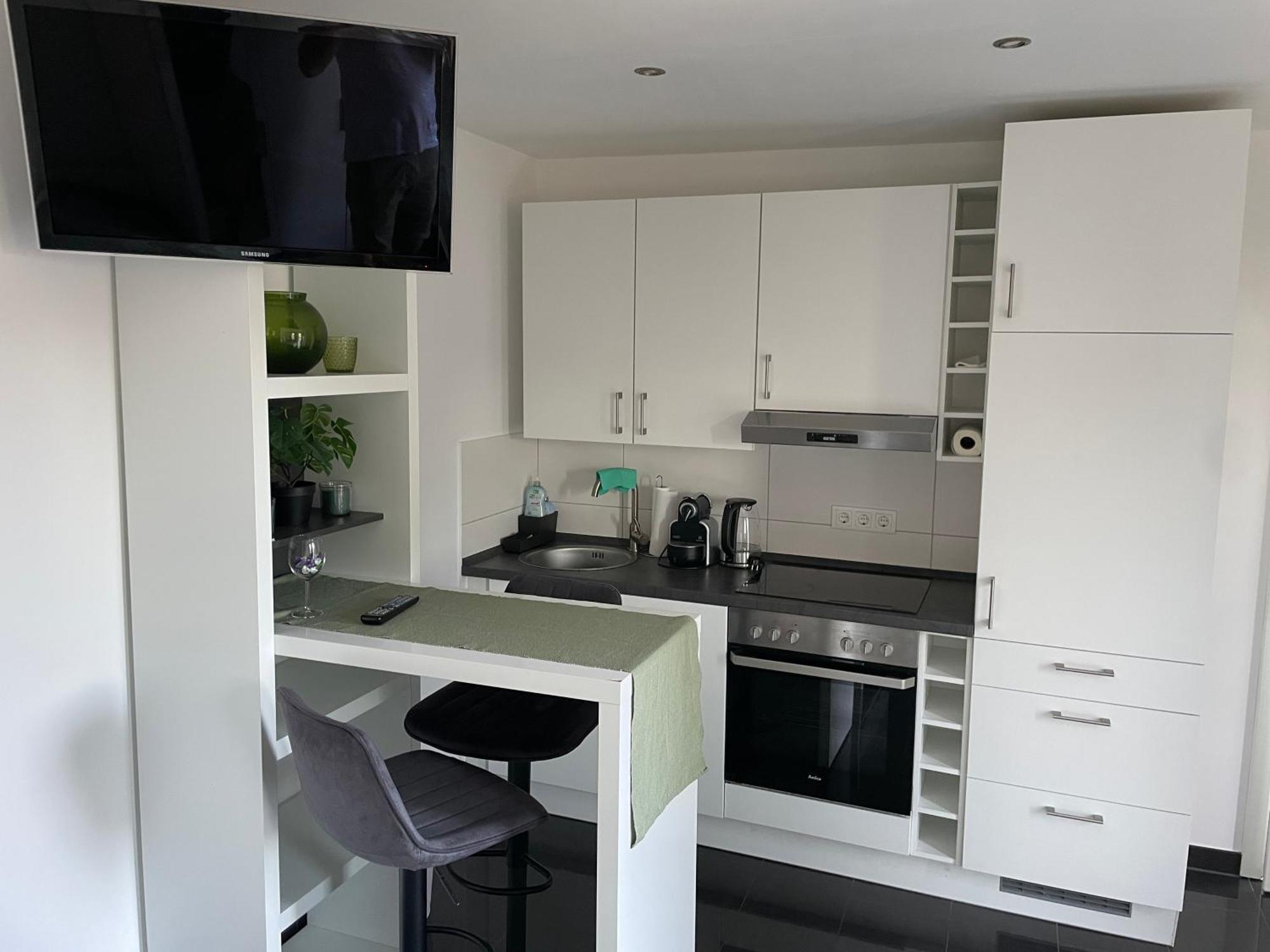 Ferienwohnung Mit Fussbodenheizung Nahe Messe, Gratis Parkplatz Und Abstellplatz E - Bike Hanôver Exterior foto